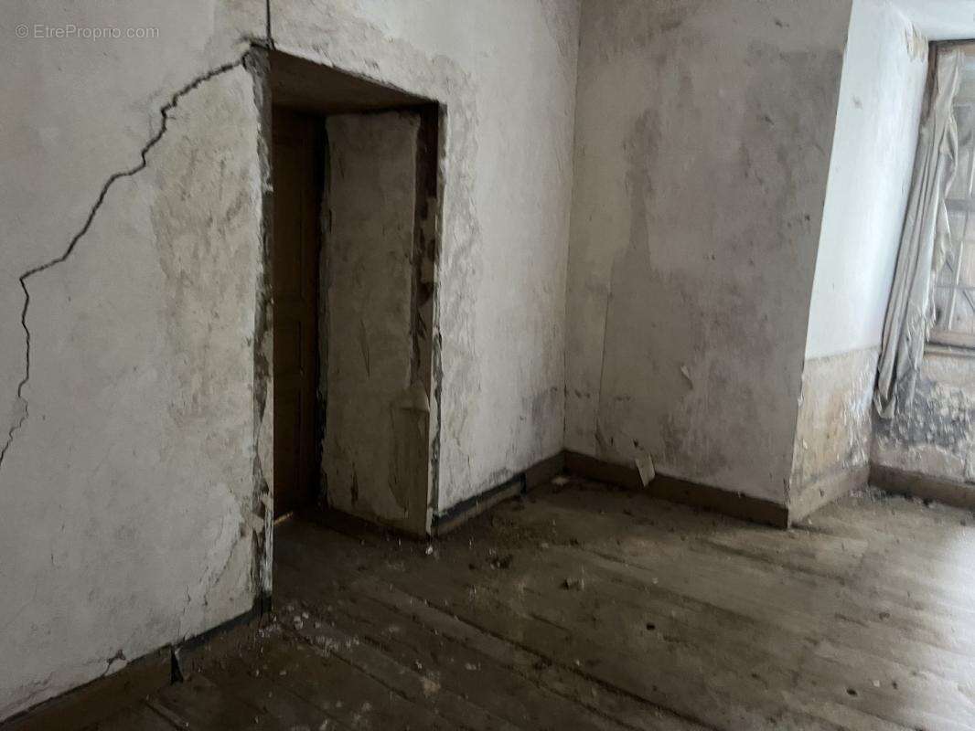 Appartement à BEAULIEU-SUR-DORDOGNE