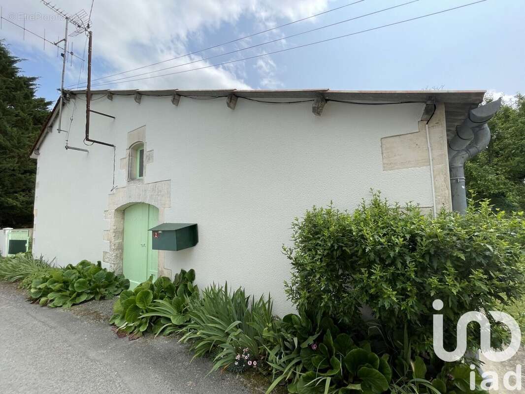 Photo 4 - Maison à LACHAISE