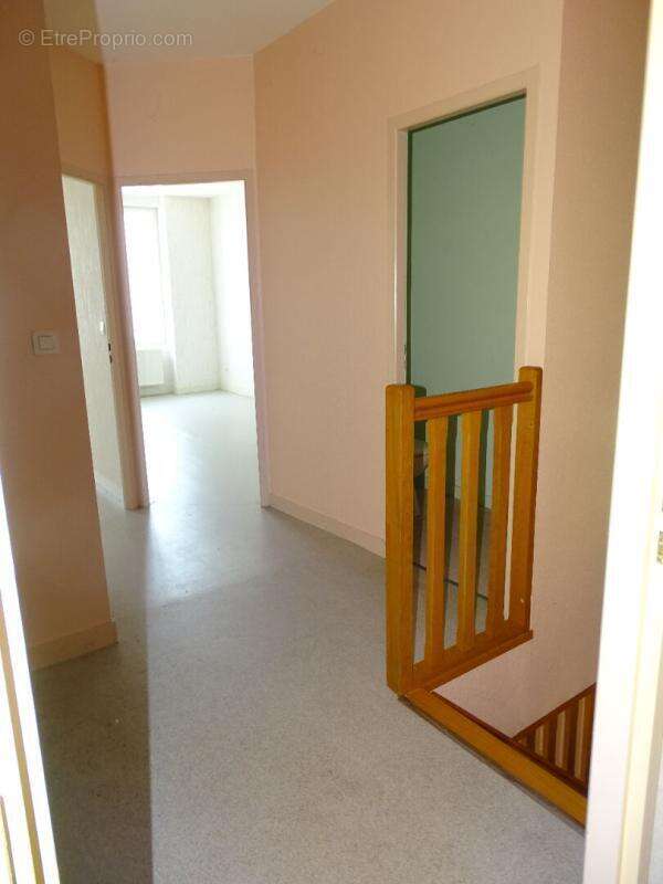 Appartement à CLAIRVAUX-LES-LACS