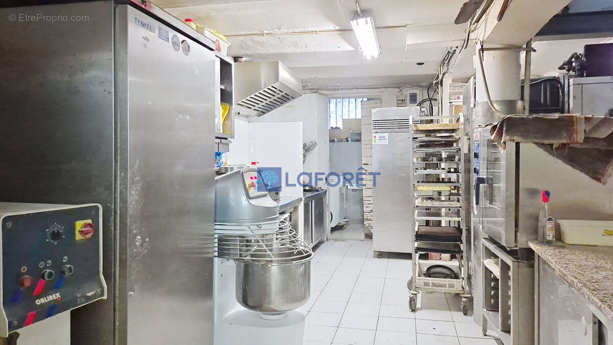 Commerce à MARSEILLE-13E