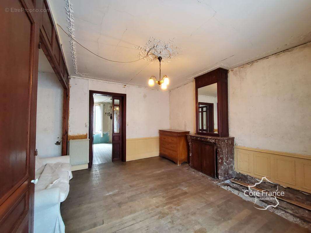 Fumay 08. maison de 168.72 m2, divisible pour faire deux log - photo 9