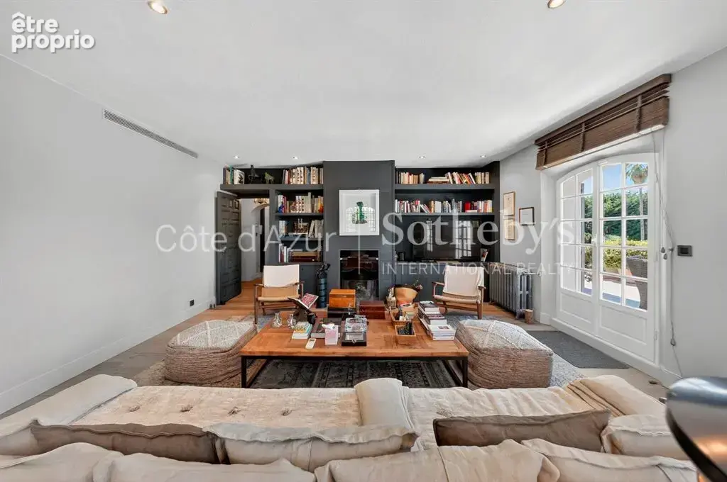 Valbonne propriété de prestige avec maison de gardien sur 2 hectares - photo 9