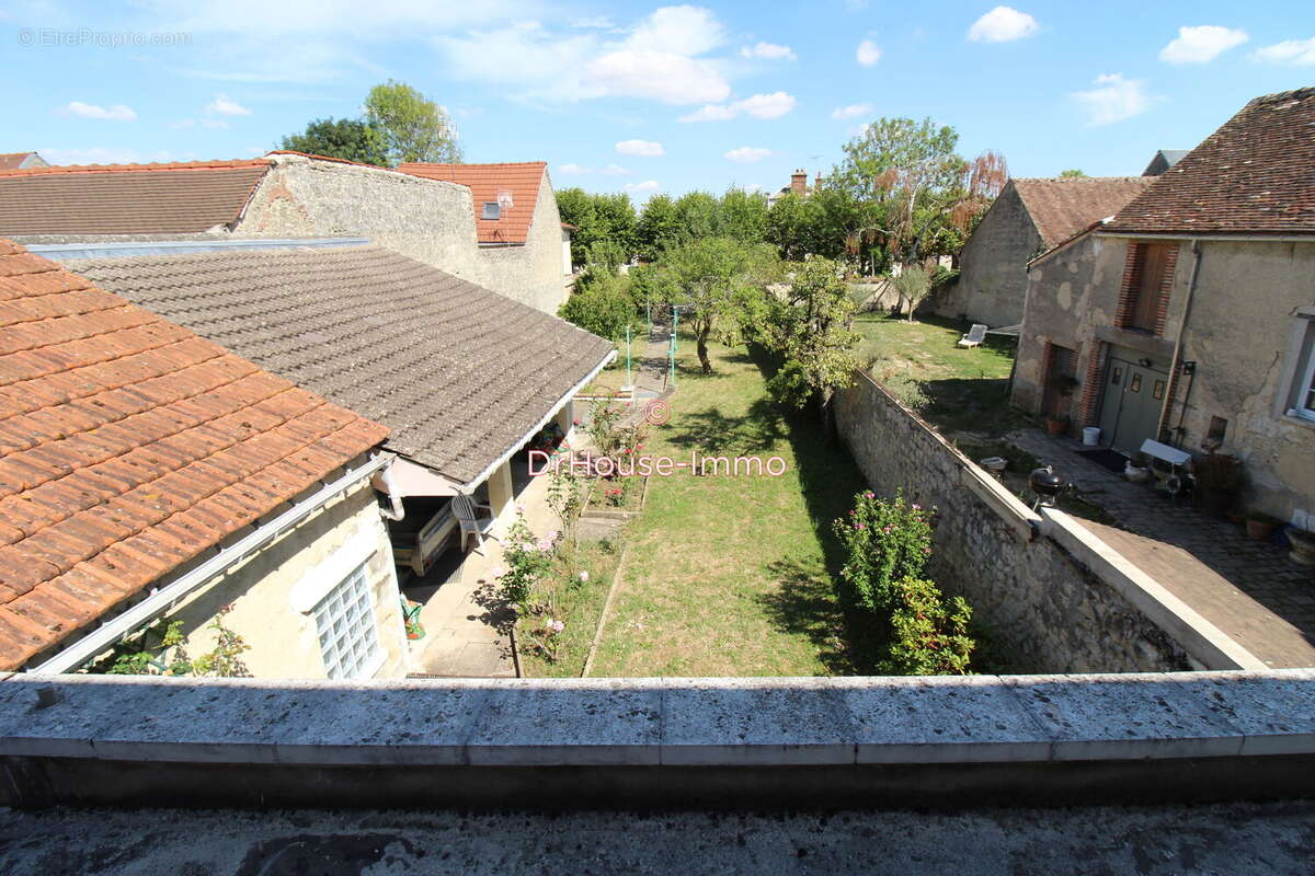 Maison à BEAUMONT-DU-GATINAIS