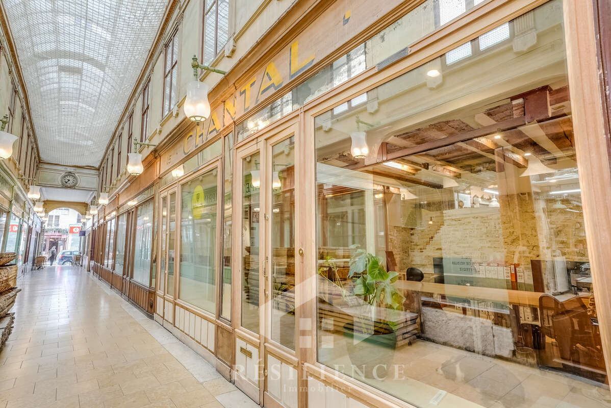 Appartement à PARIS-2E