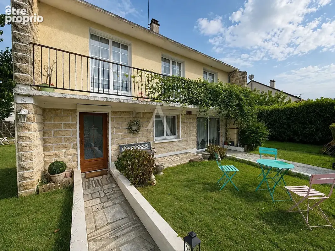 Maison à LE CHATELET-EN-BRIE