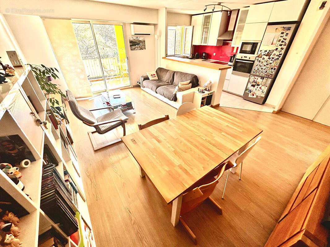 Appartement à MOUGINS