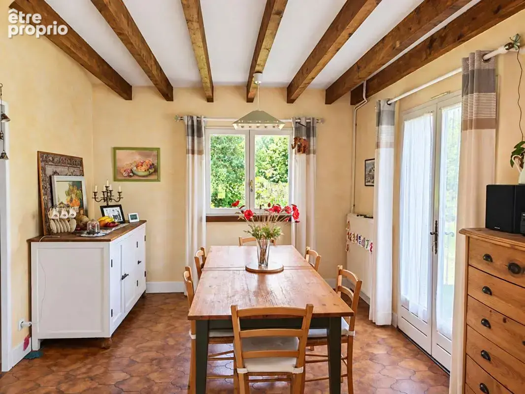 Maison familiale 173 m² ? 5 chambres ? Terrain de 3 105 m² ? Double garage - photo 5