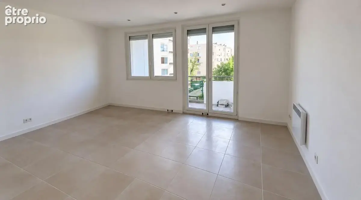 Appartement à NIMES