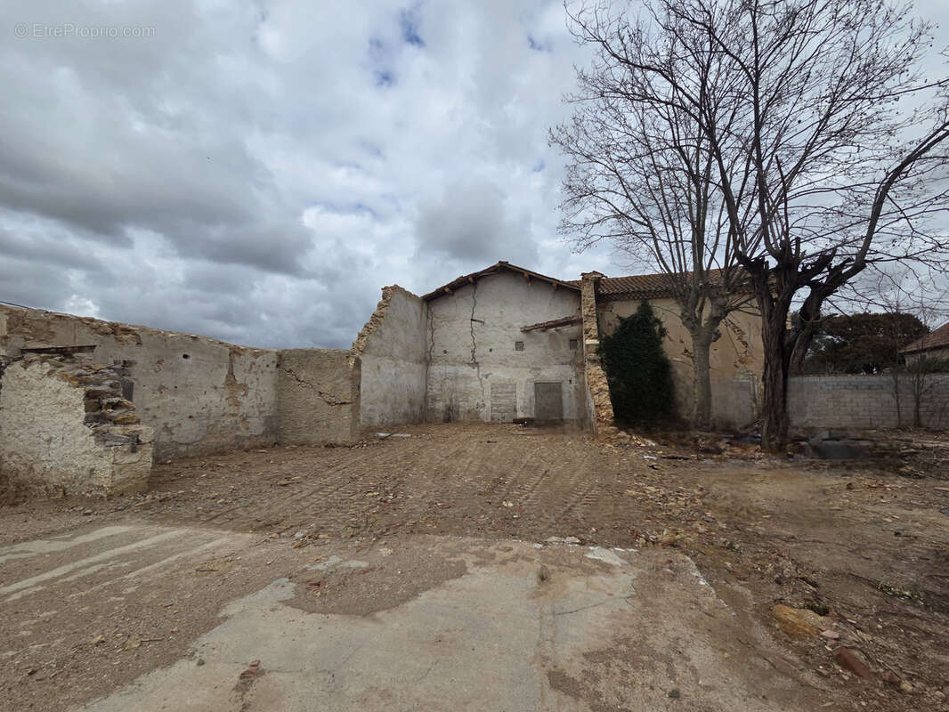 A vendre - puisserguier - terrain constructible et viabilise de 768 m2 - photo 5