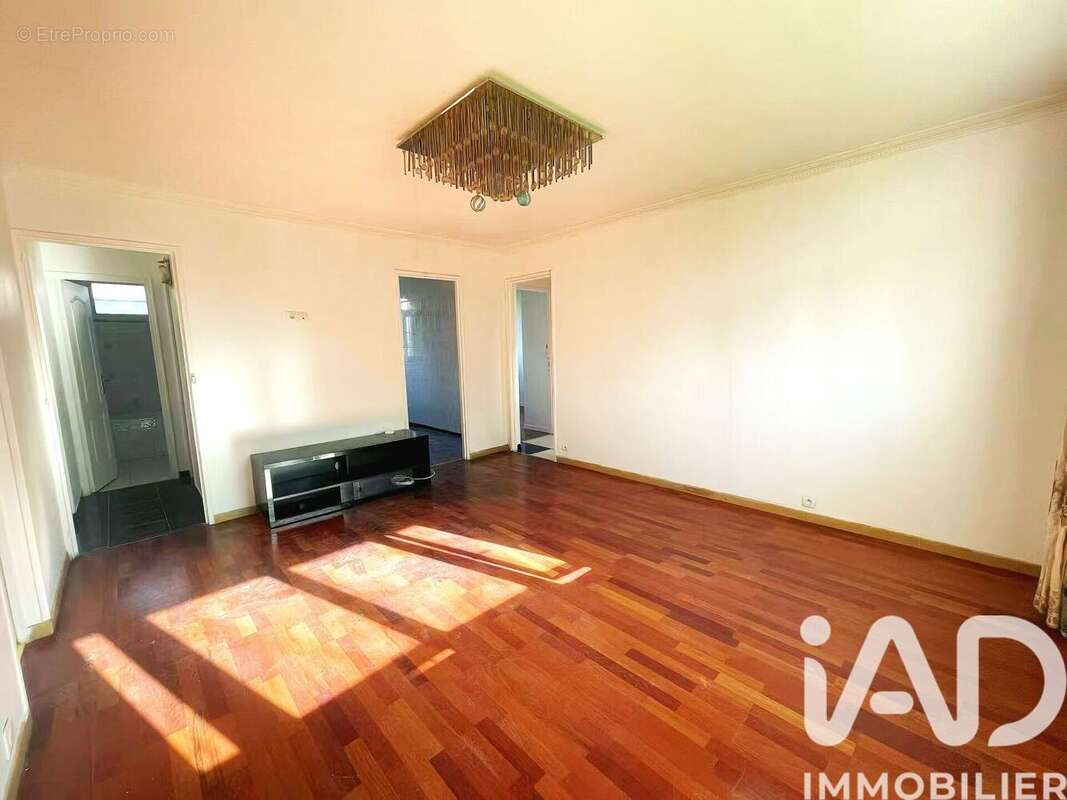 Photo 3 - Appartement à IVRY-SUR-SEINE