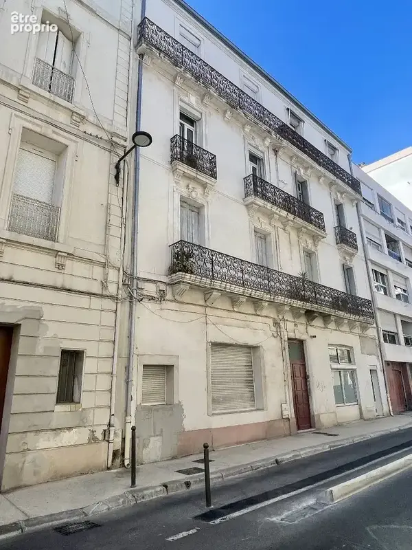 Appartement T4 de 77 m² avec terrasse filante - Quartier du Théatre de Sète - photo 3