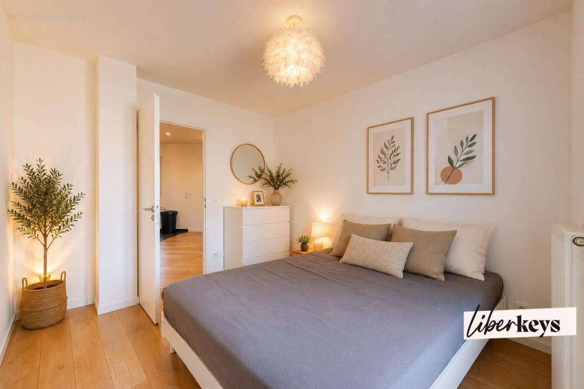 Appartement à GENNEVILLIERS