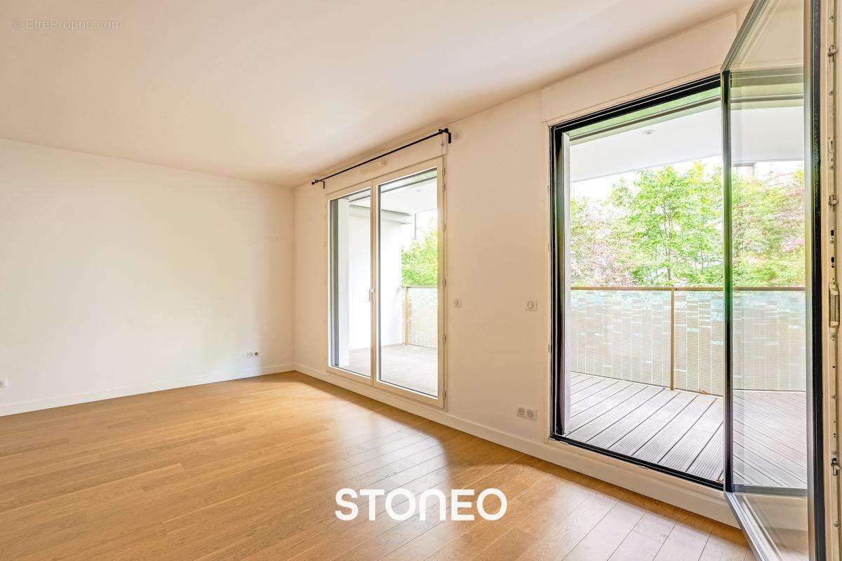 Appartement à ISSY-LES-MOULINEAUX