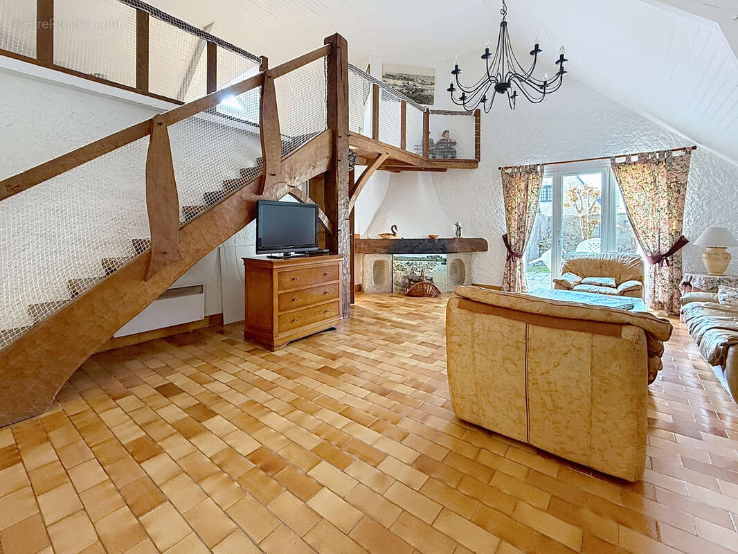 Maison à JULLOUVILLE