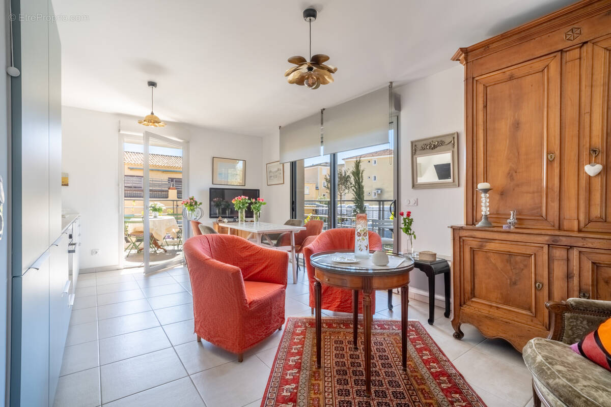 Appartement à SIX-FOURS-LES-PLAGES