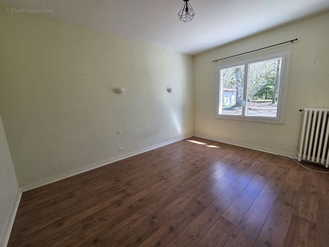 Maison à SAINT-BRICE