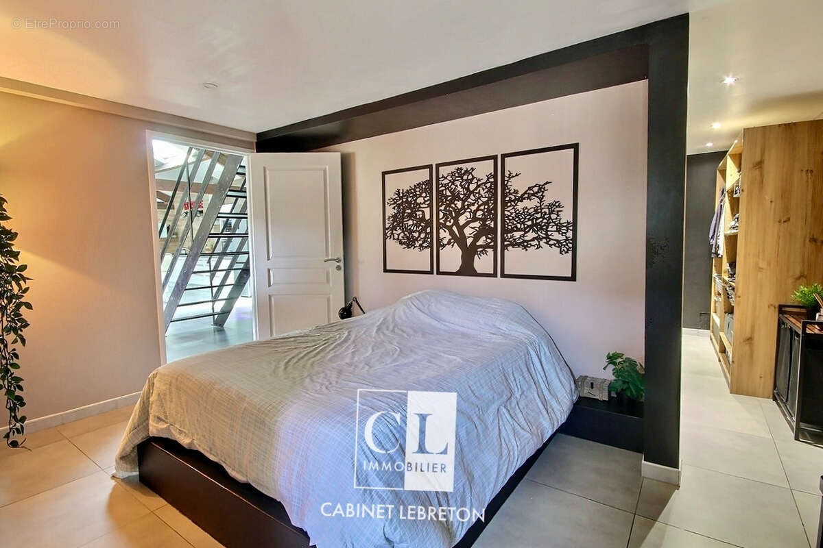 Appartement à MARSEILLE-11E