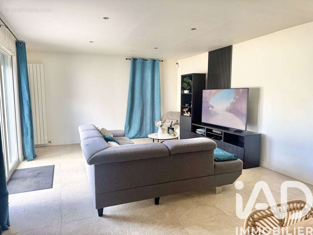 Photo 8 - Maison à COMBS-LA-VILLE