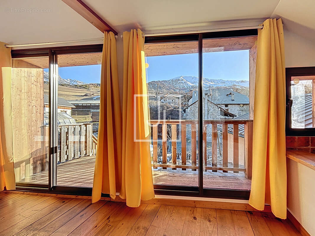 Appartement à JAUSIERS