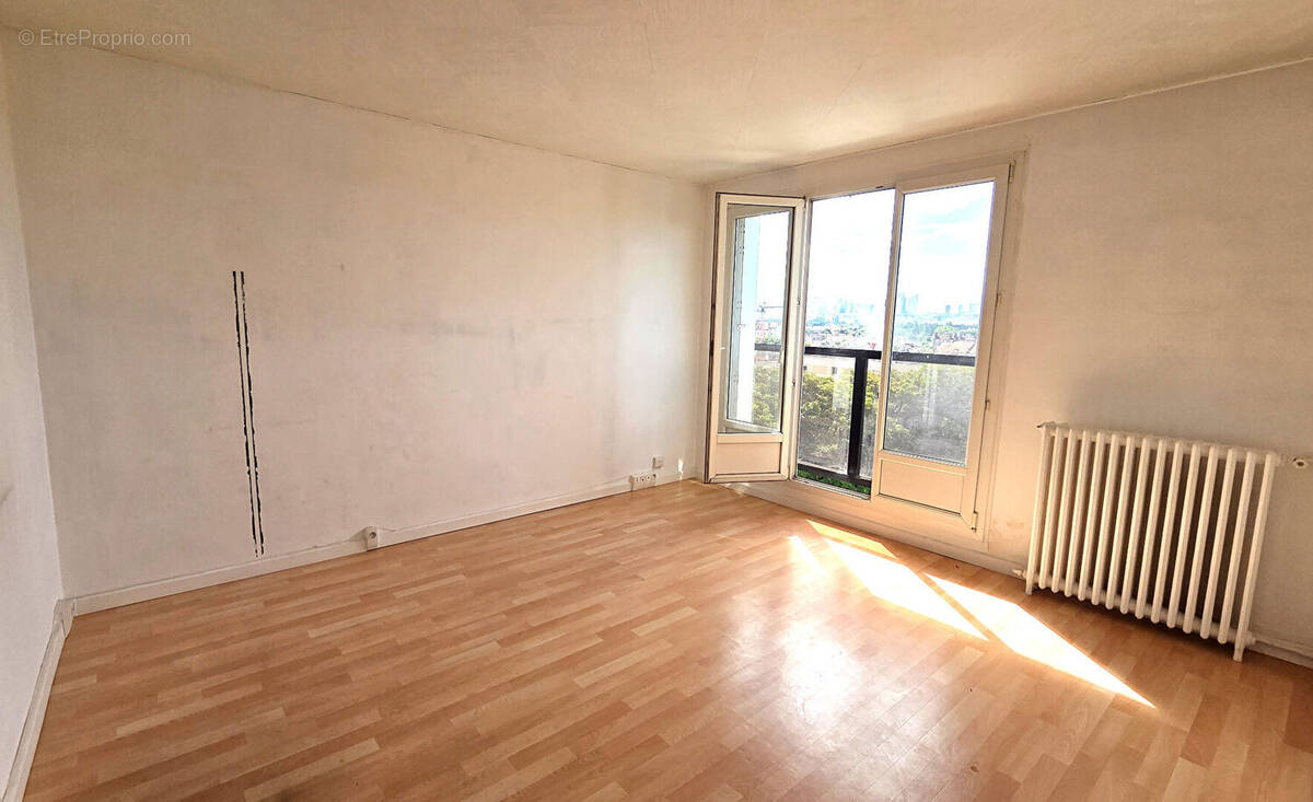 Appartement à HOUILLES