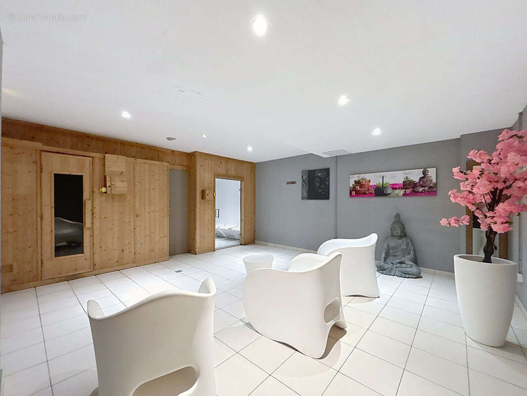 Appartement à VALBONNE