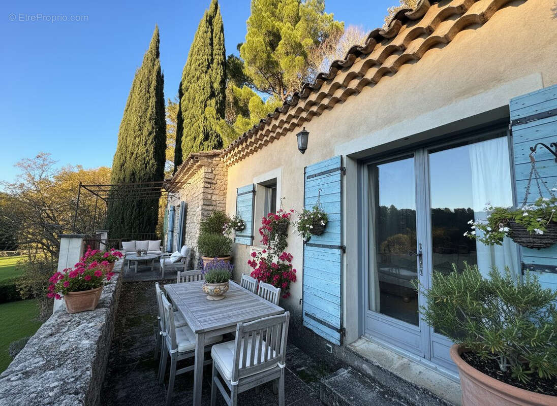 JCL BY EXP MENERBES image améliorée avec l'IA - Maison à MENERBES