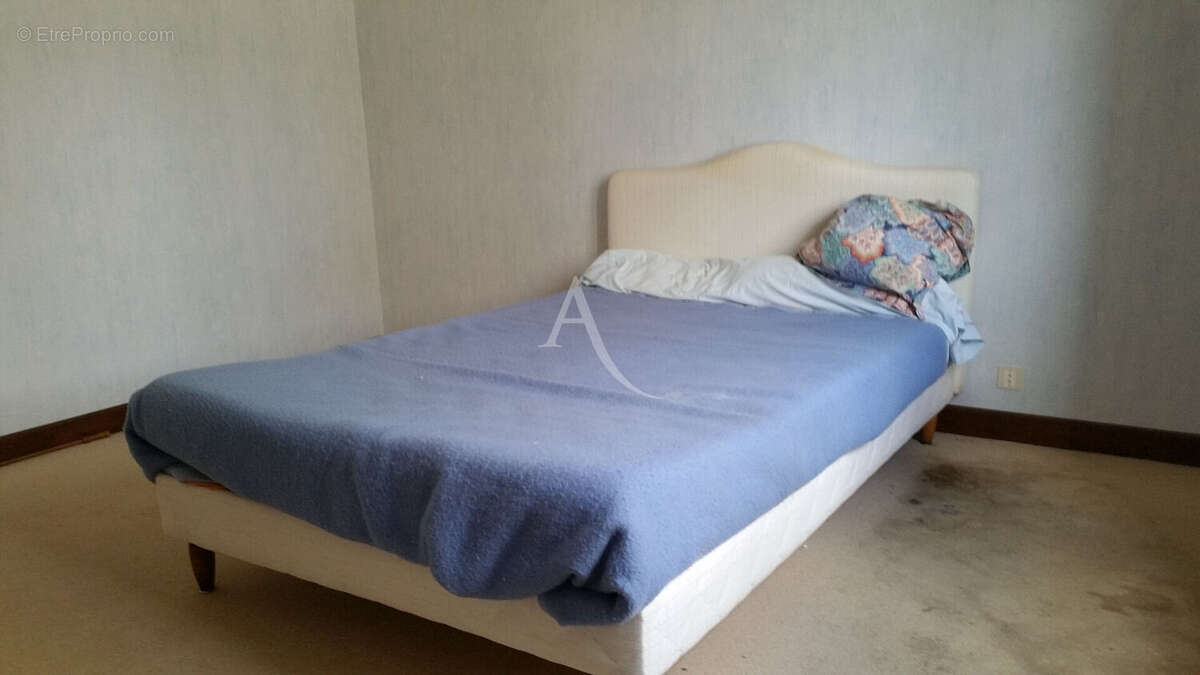 Maison à FONTCOUVERTE