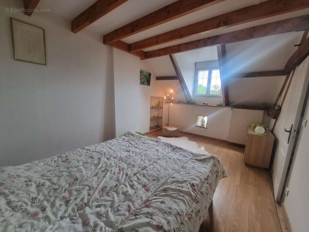 Maison à LE MELE-SUR-SARTHE