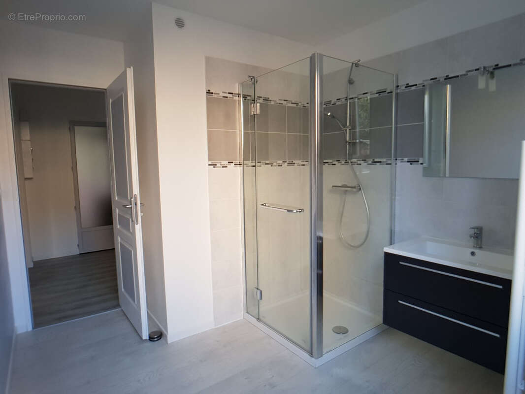 Appartement à TONNAY-CHARENTE