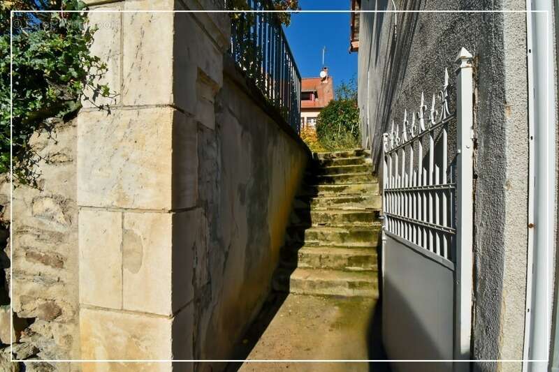 Maison à CULAN