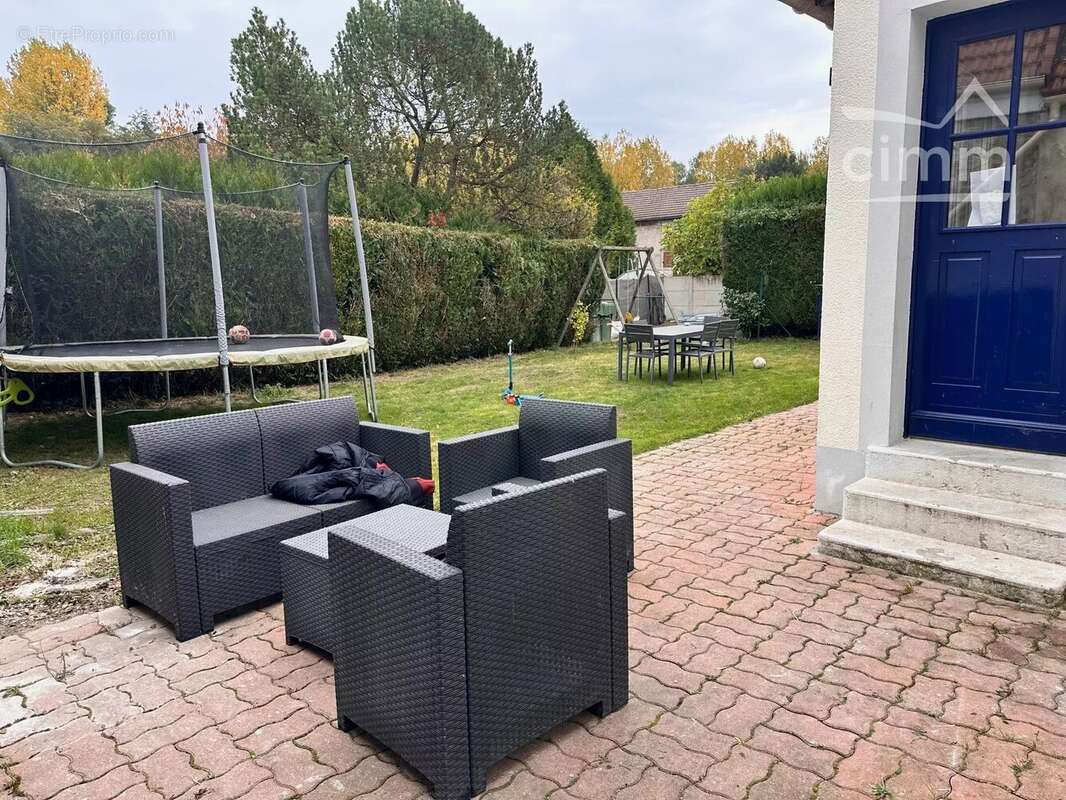 Maison à CONGIS-SUR-THEROUANNE