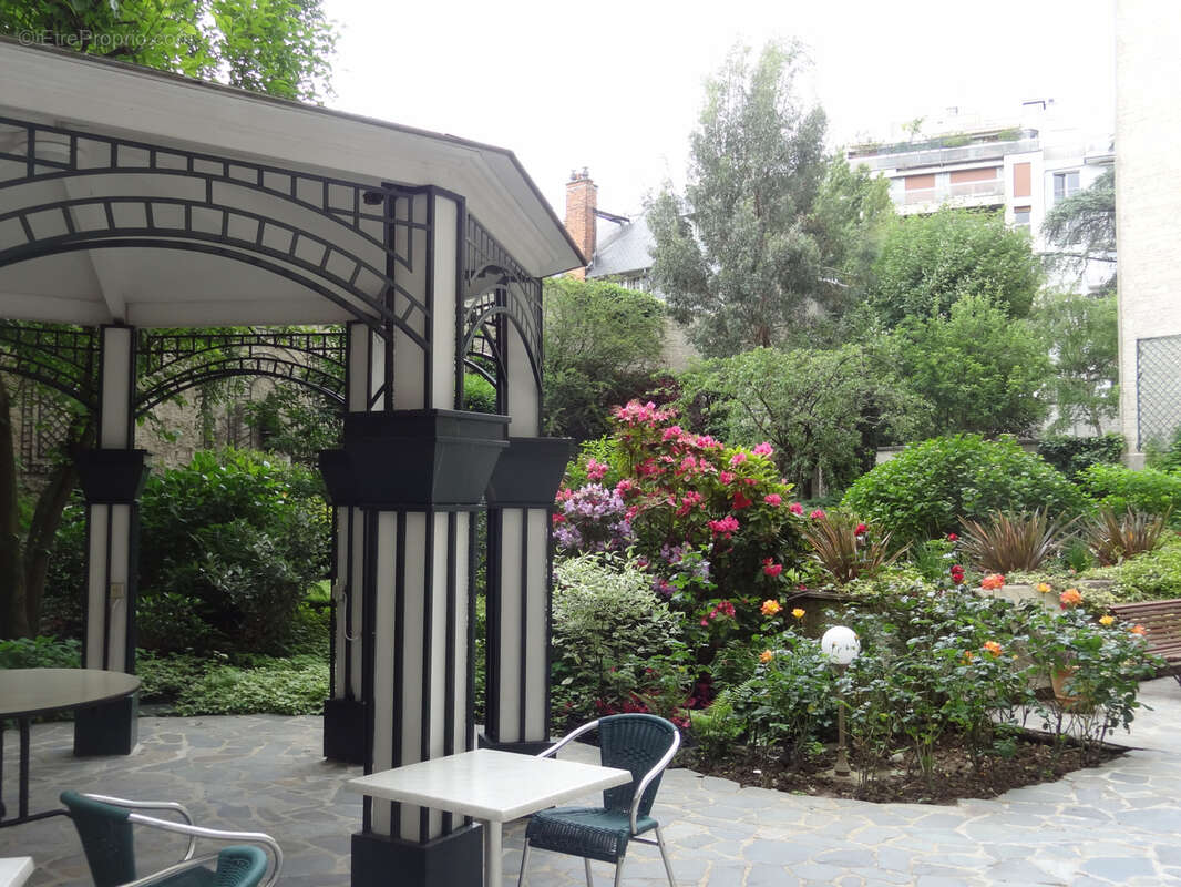 BOULOGNE BILLANCOURT 2 pièces de 48m2 résidence pour seniors - photo 4