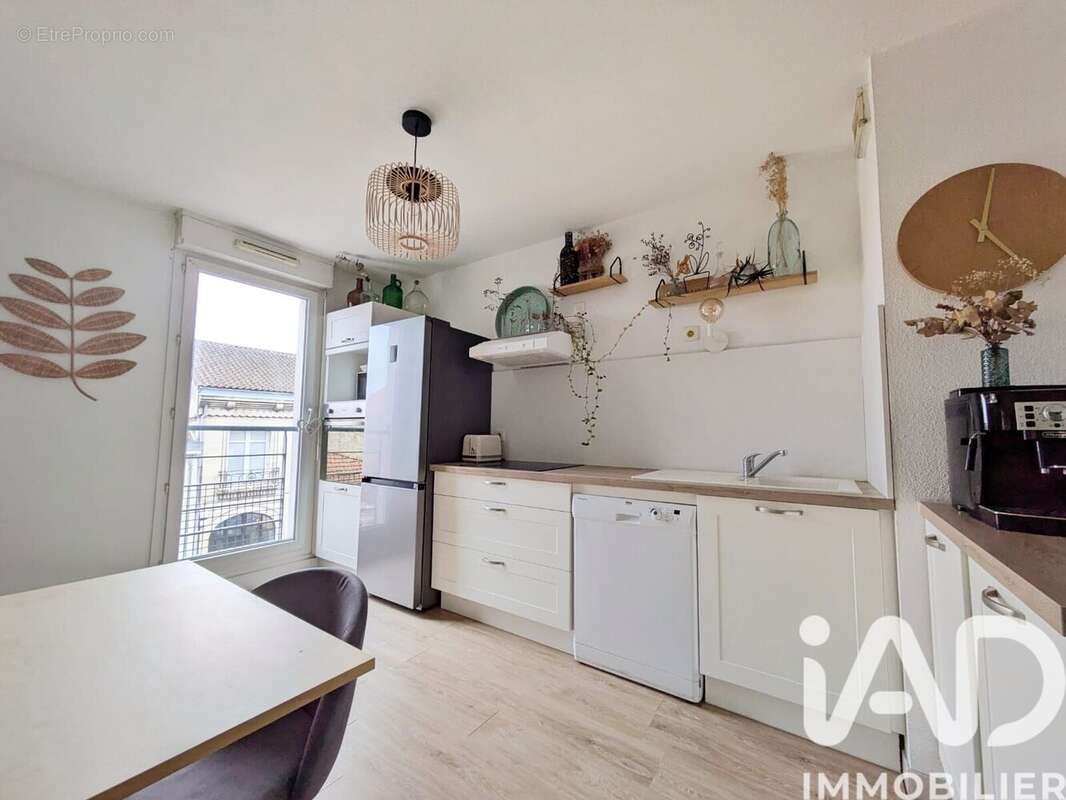 Appartement 63 m² à Bordeaux  - photo 3