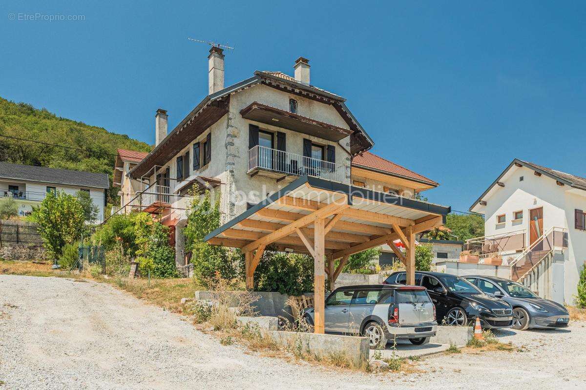 Maison de caractère rénovée – Vue dégagée – Proche Aix-les-Bains - photo 2