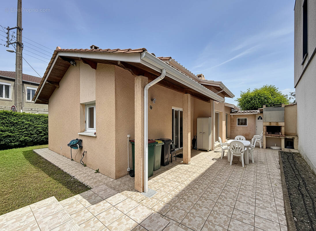 Maison à PESSAC