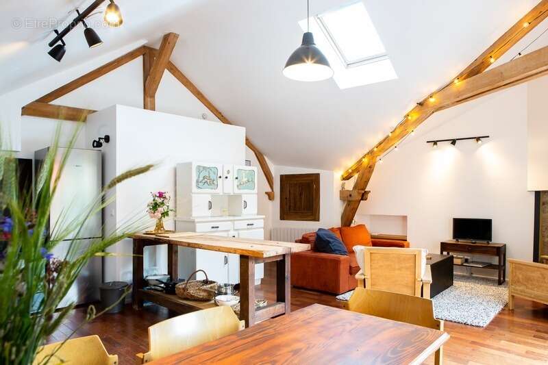 Maison à ALISE-SAINTE-REINE