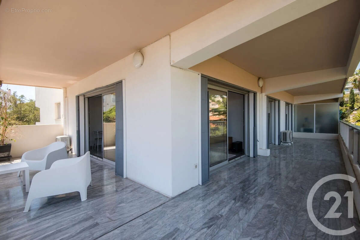 Appartement à NICE