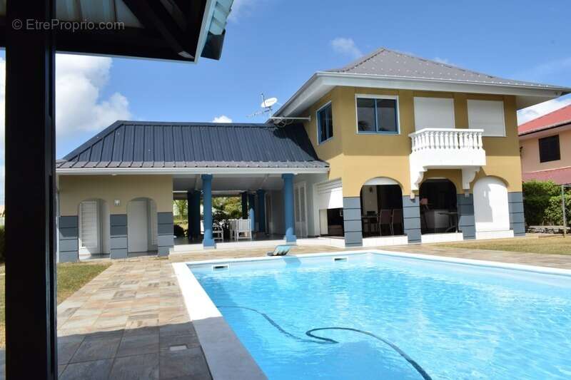 Maison à KOUROU
