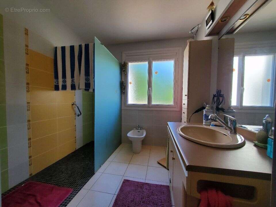 Maison à SAINT-QUENTIN-EN-MAUGES