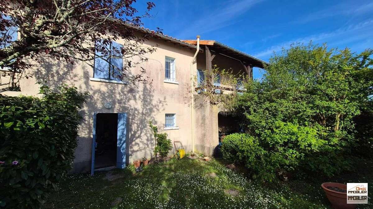 Maison 114 m² à Riberac  - photo 13