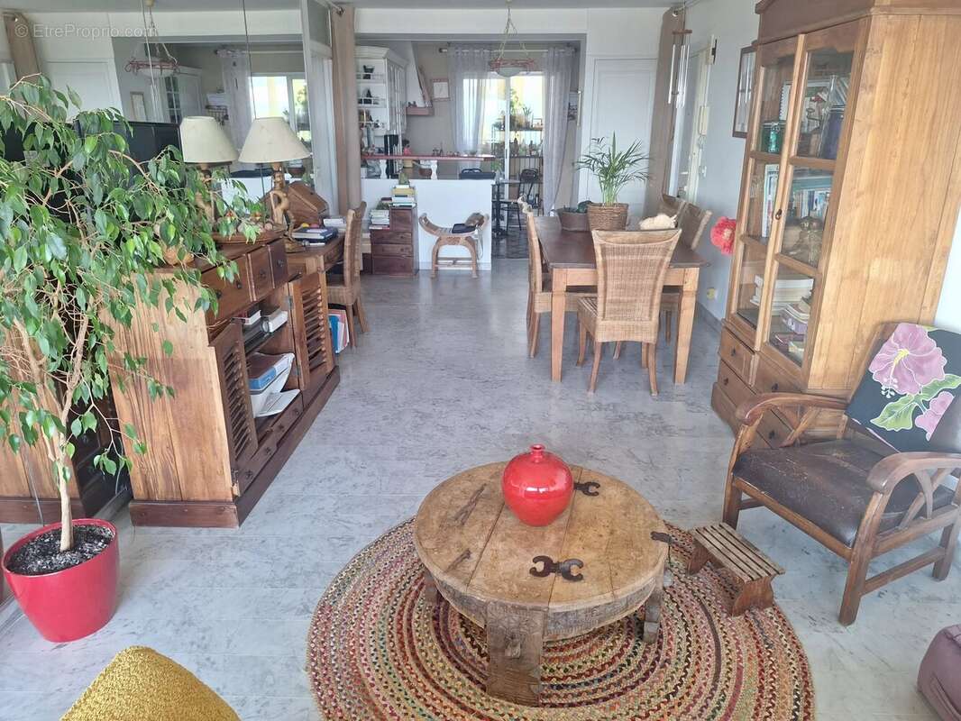 3p dans résidence avec piscine, parking, vue panoramique - photo 3