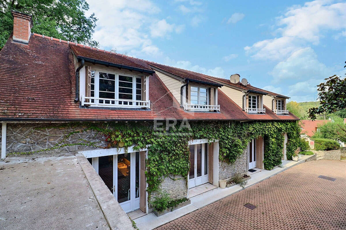Maison 250m² à saint-cyr-la-rivière - photo 9
