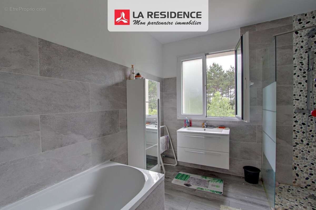 Maison 154 m² à Courcelles-Sur-Seine  - photo 9