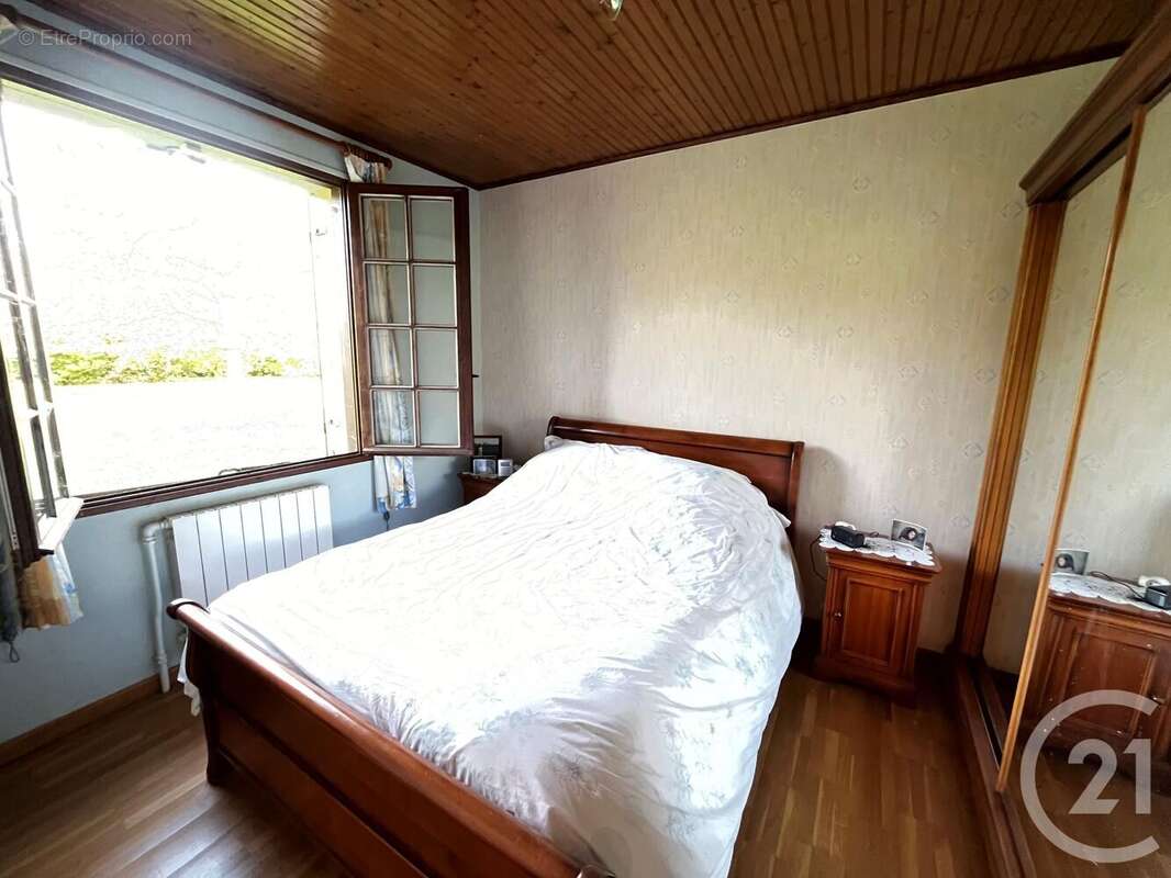 Maison à HOULBEC-COCHEREL