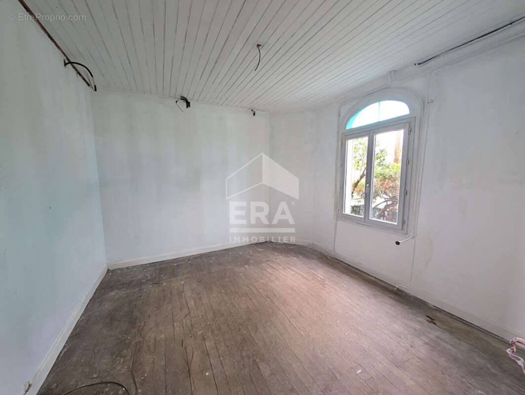 Maison à MONTPON-MENESTEROL