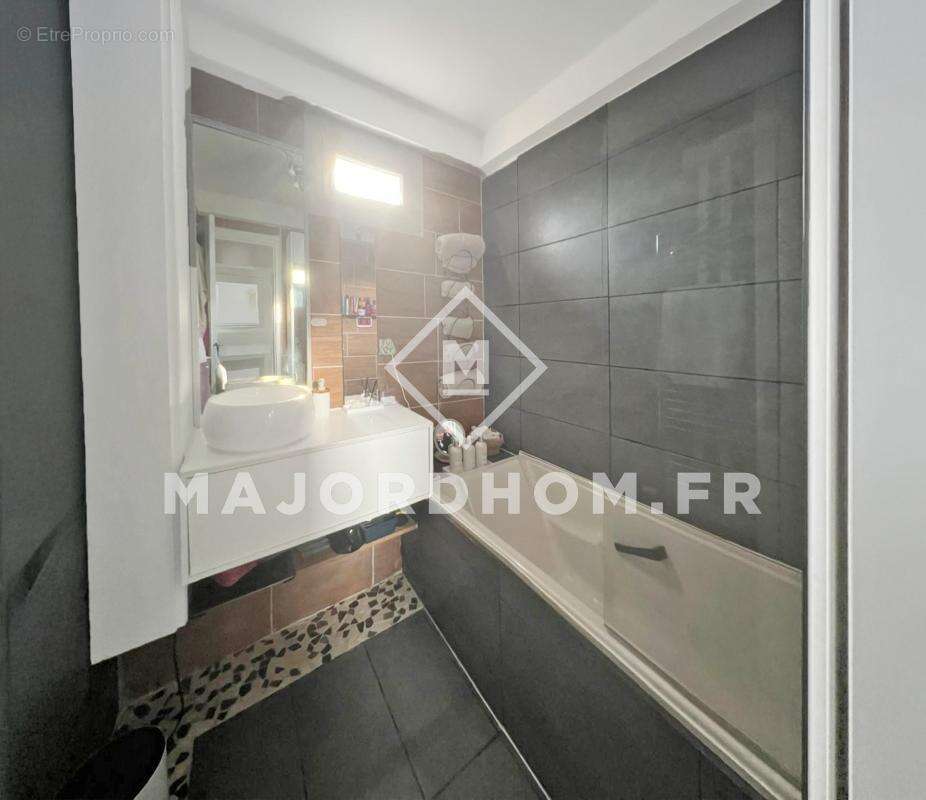 Appartement à MARSEILLE-13E
