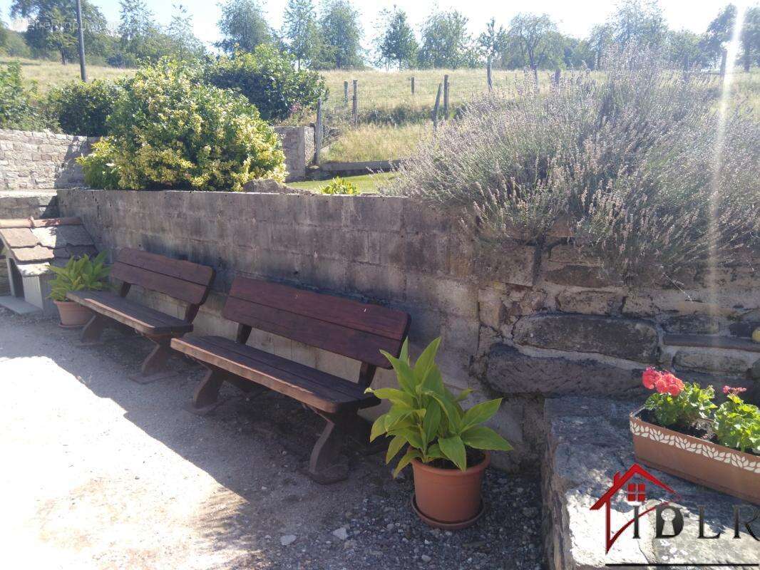 Maison à FOUGEROLLES