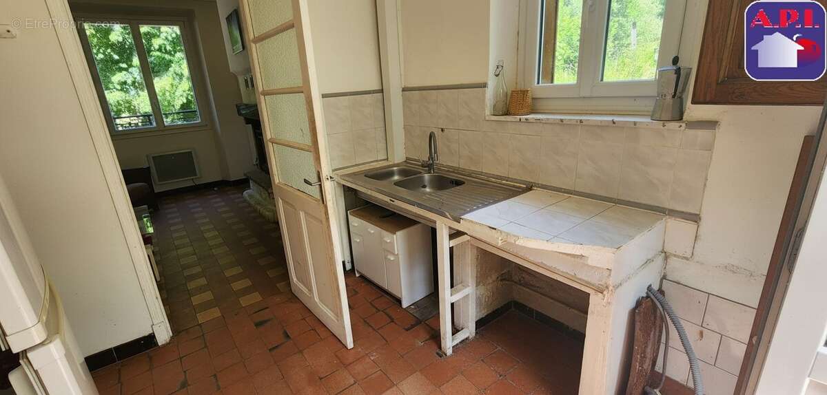 Maison 98 m² à Massat  - photo 8