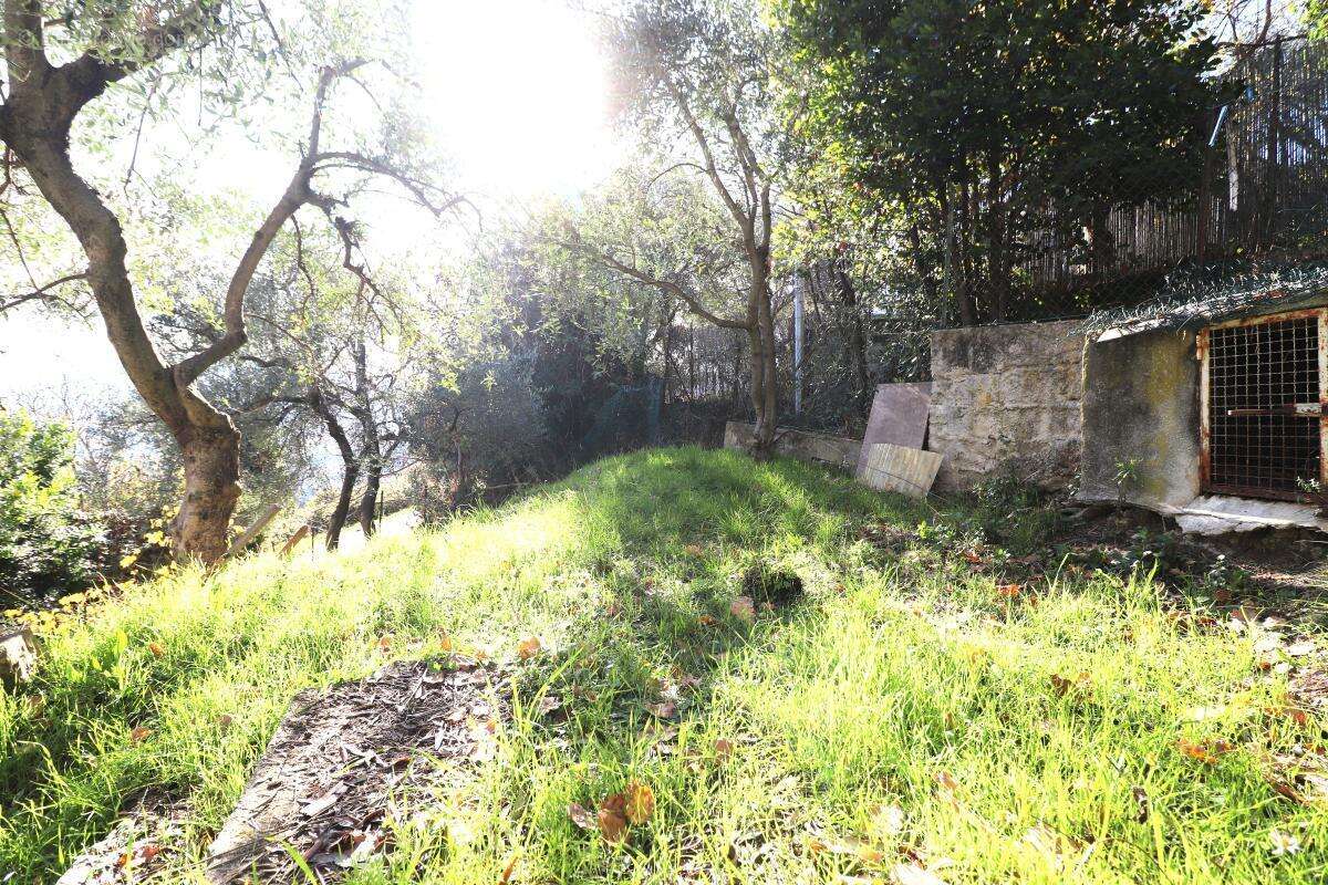 Maison à BERRE-LES-ALPES