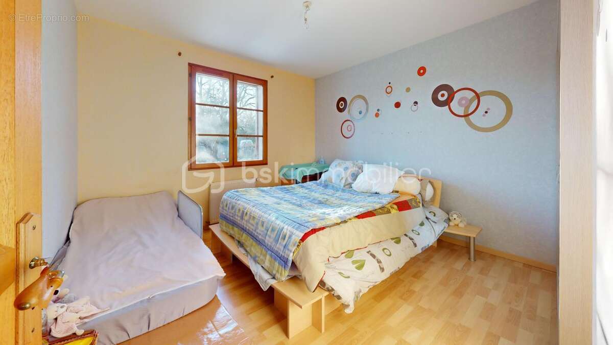 Maison à BELLEGARDE